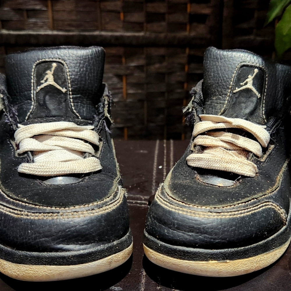 Jordan high top shoes